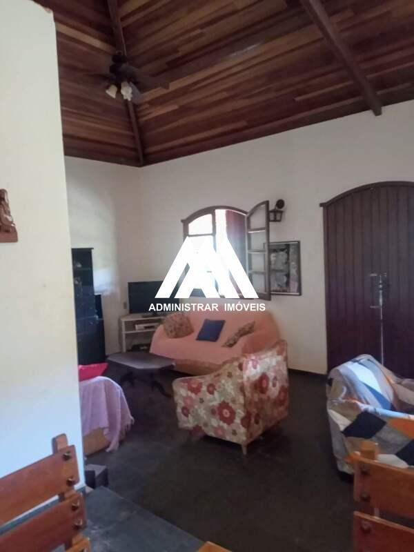 Fazenda à venda no Torneiros: Fazenda á venda de 33,04 hectares com 03 quartos no Distrito de Pará de Minas MG