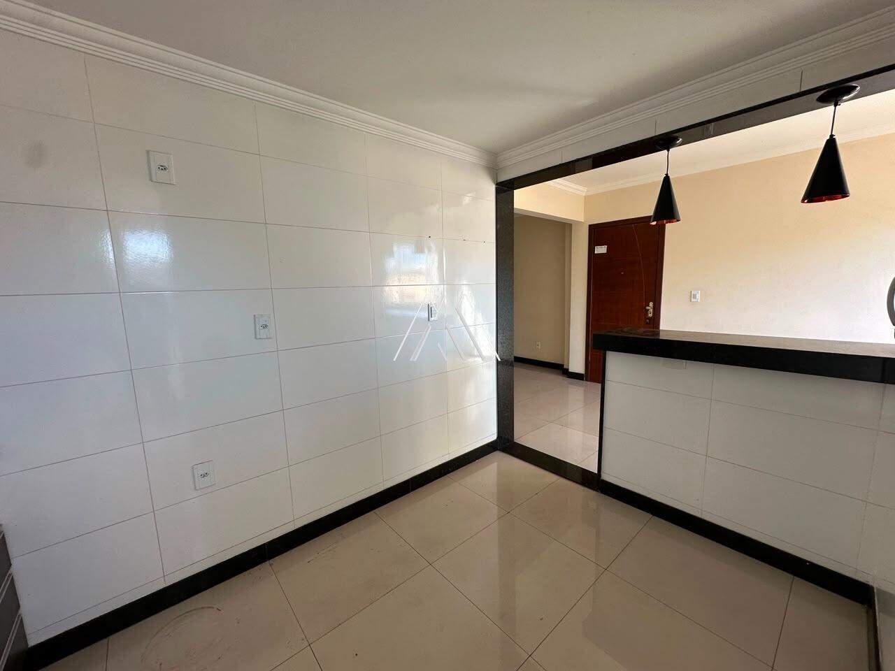 Apartamento para aluguel no Centro: 