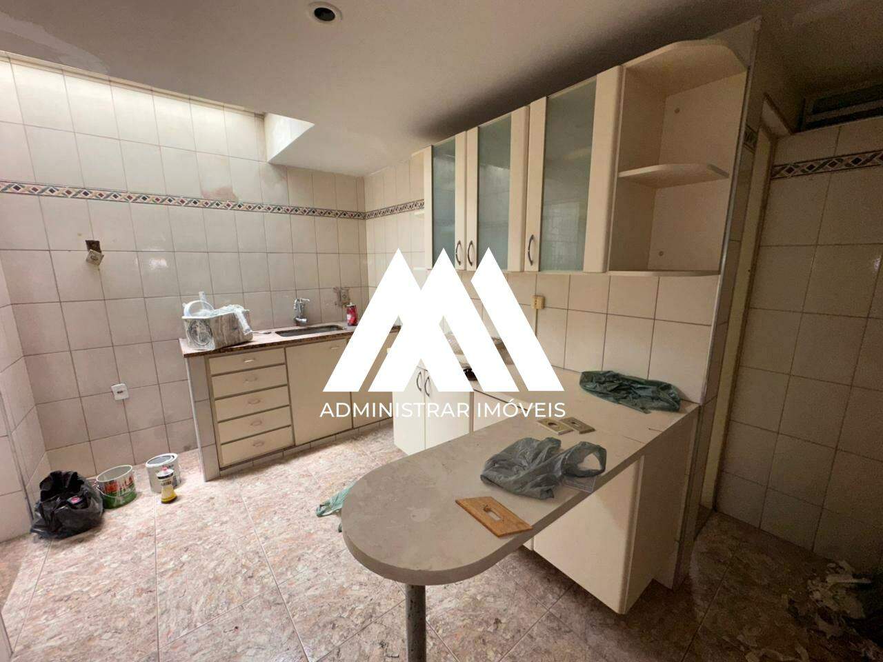 Apartamento para aluguel no Centro: 