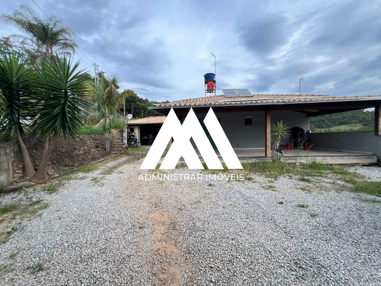 Chácara Rural com construção à venda no Recanto das Peixotas : 