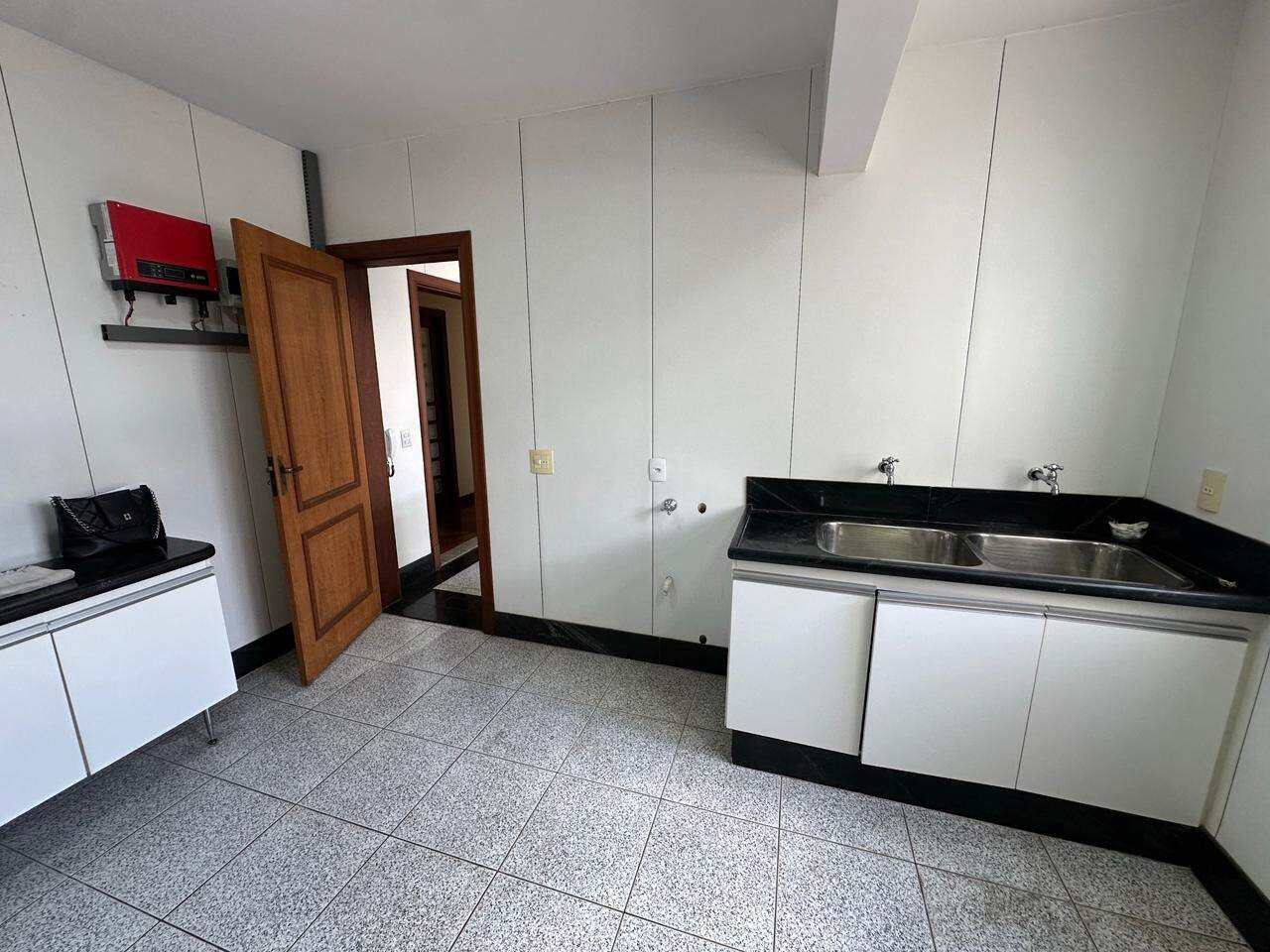 Apartamento para aluguel no Centro: 