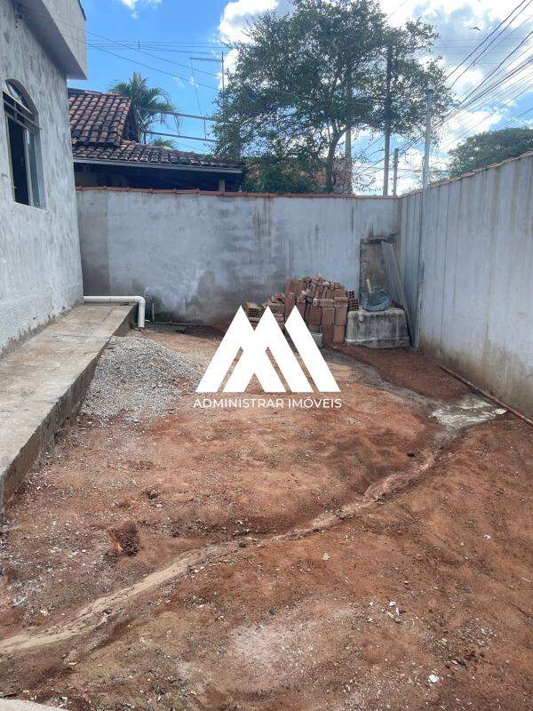Casa à venda no Itaunense II: 