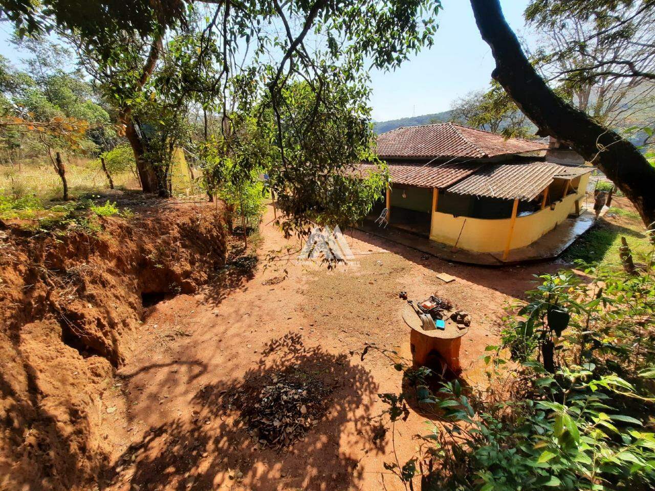 Chácara Rural com construção para aluguel no Ponta da Serra: 