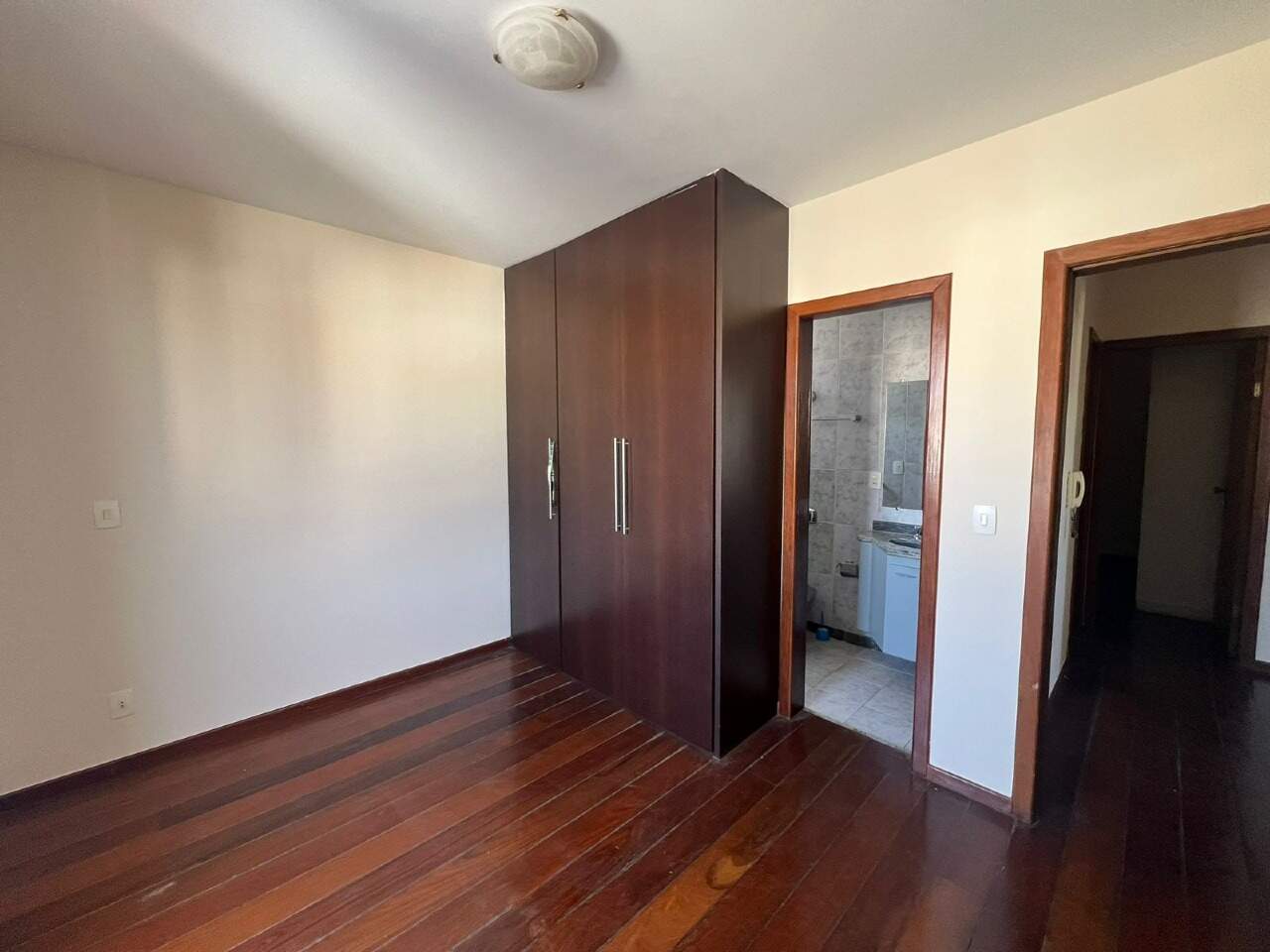 Apartamento para aluguel no Centro: 
