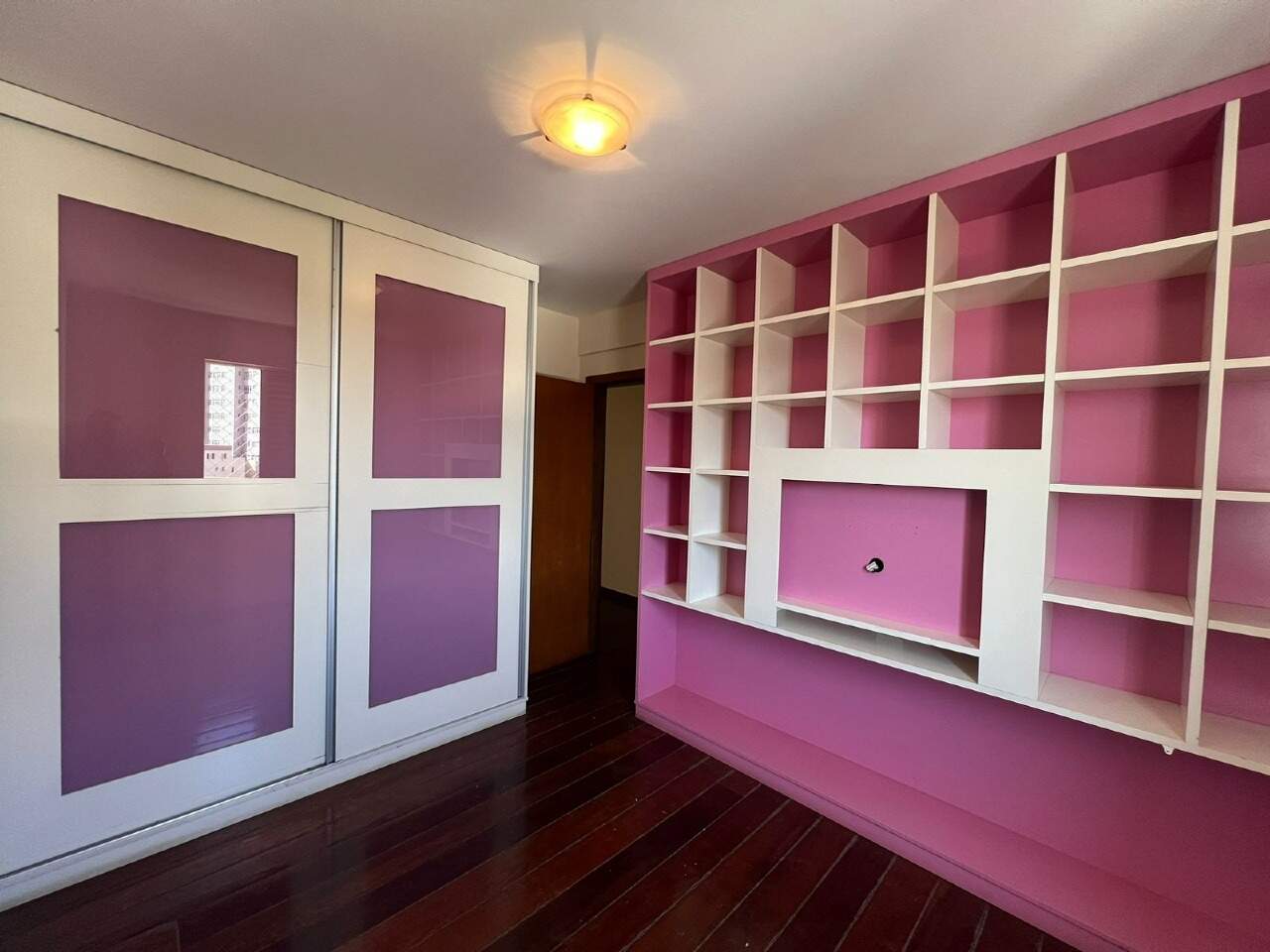 Apartamento para aluguel no Centro: 