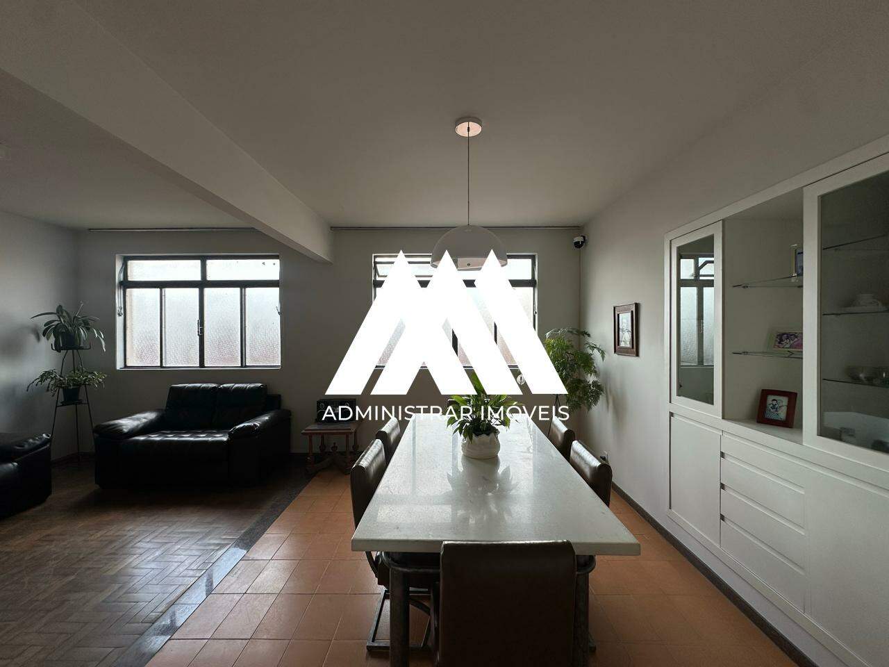 Apartamento para aluguel no Centro: 