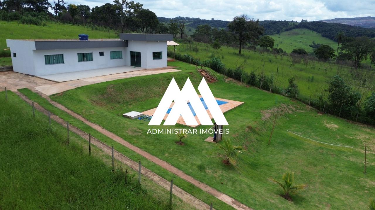 Chácara Rural com construção à venda no Parque dos Coqueiros: 