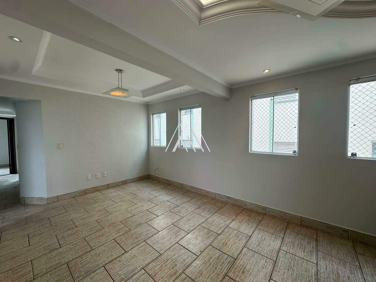 Apartamento para aluguel no Centro: 