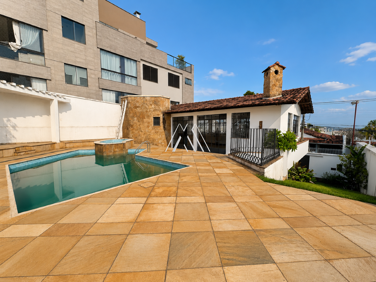 Casa para aluguel no Cerqueira Lima: 