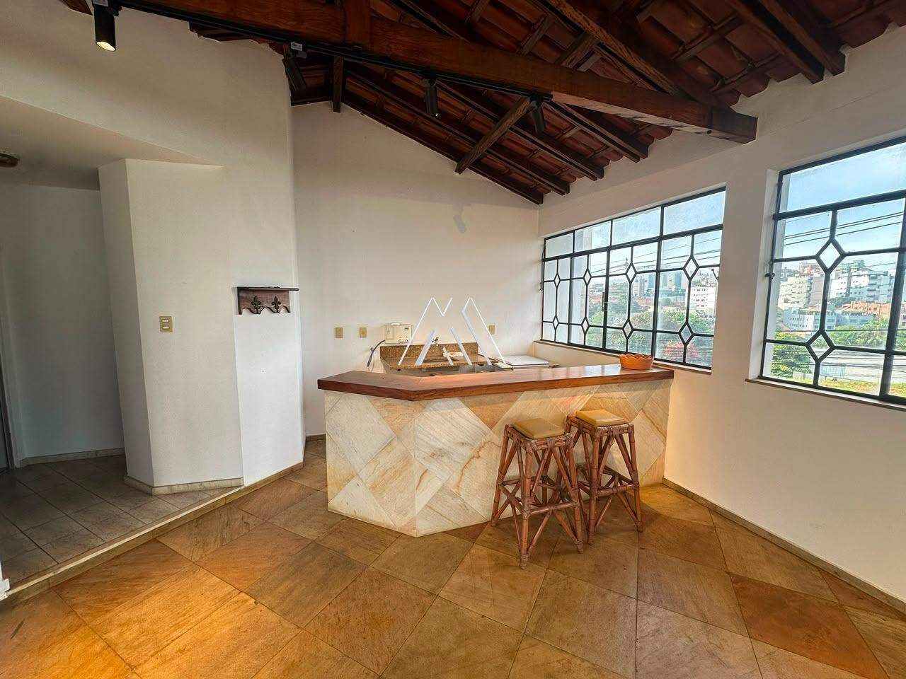 Casa para aluguel no Cerqueira Lima: 