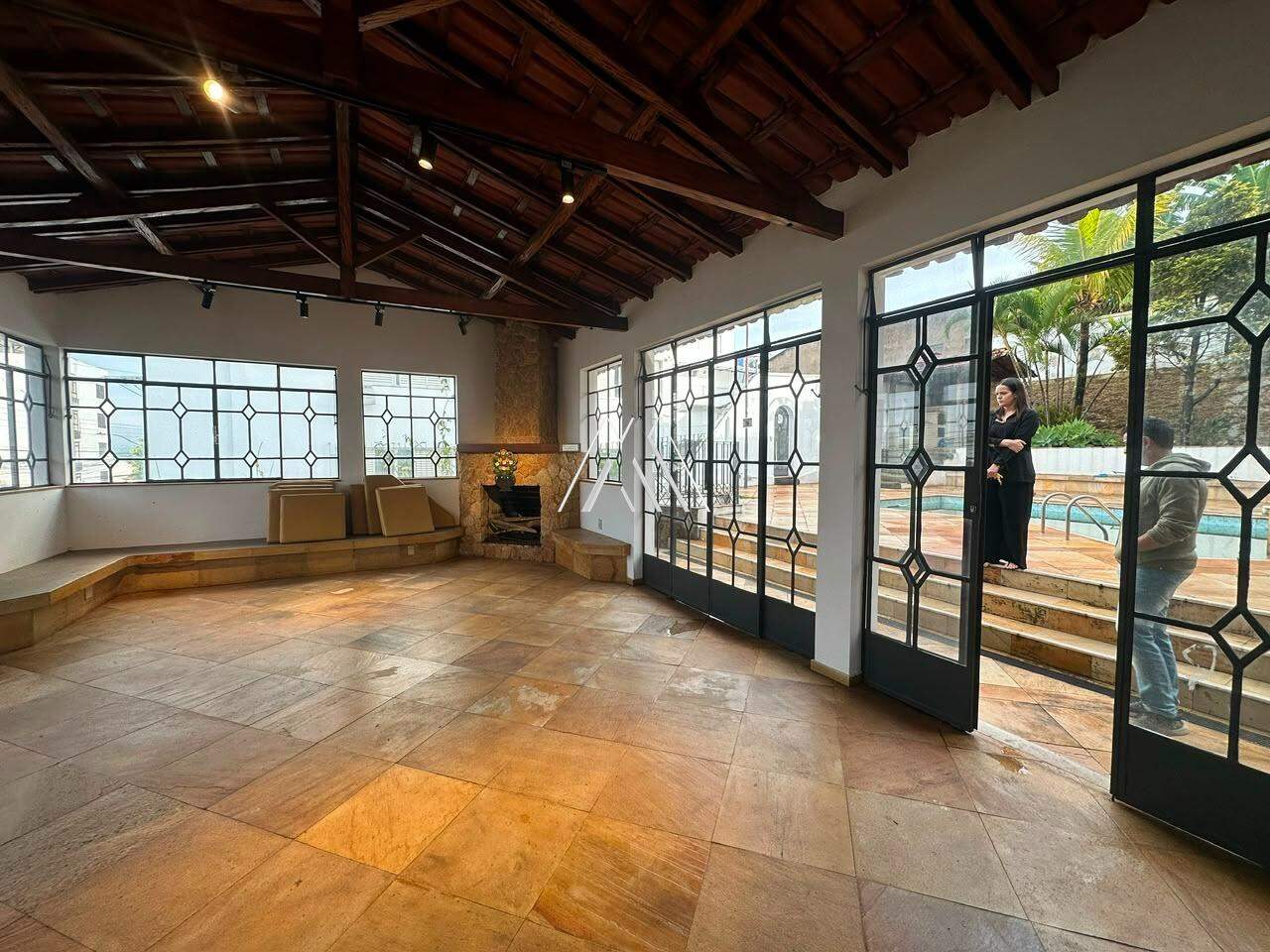 Casa para aluguel no Cerqueira Lima: 