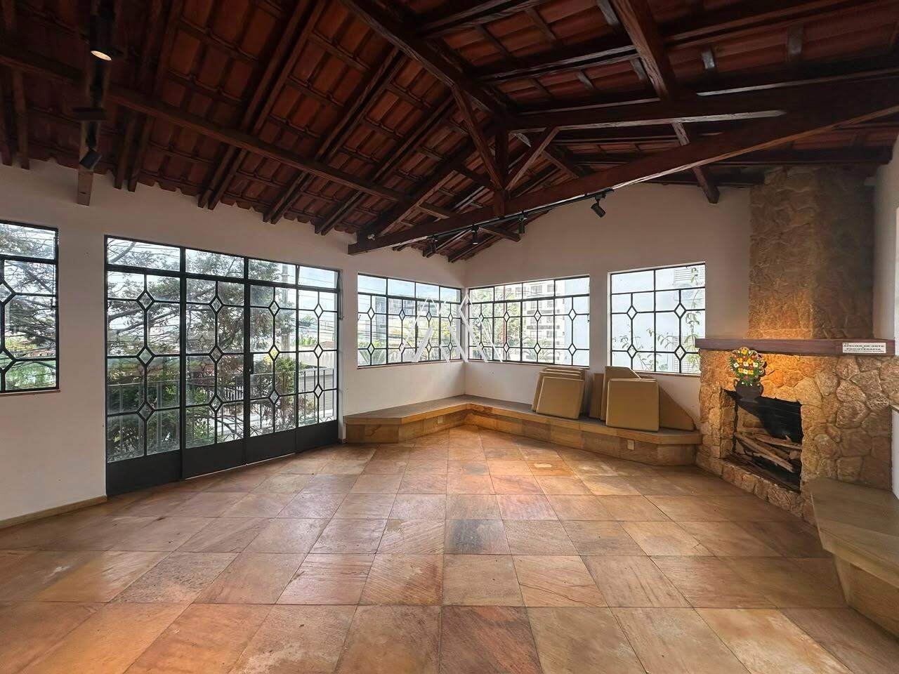 Casa para aluguel no Cerqueira Lima: 
