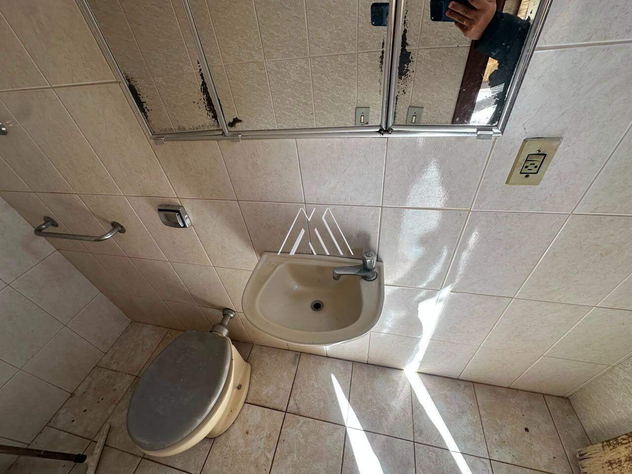 Casa à venda no Centro: 