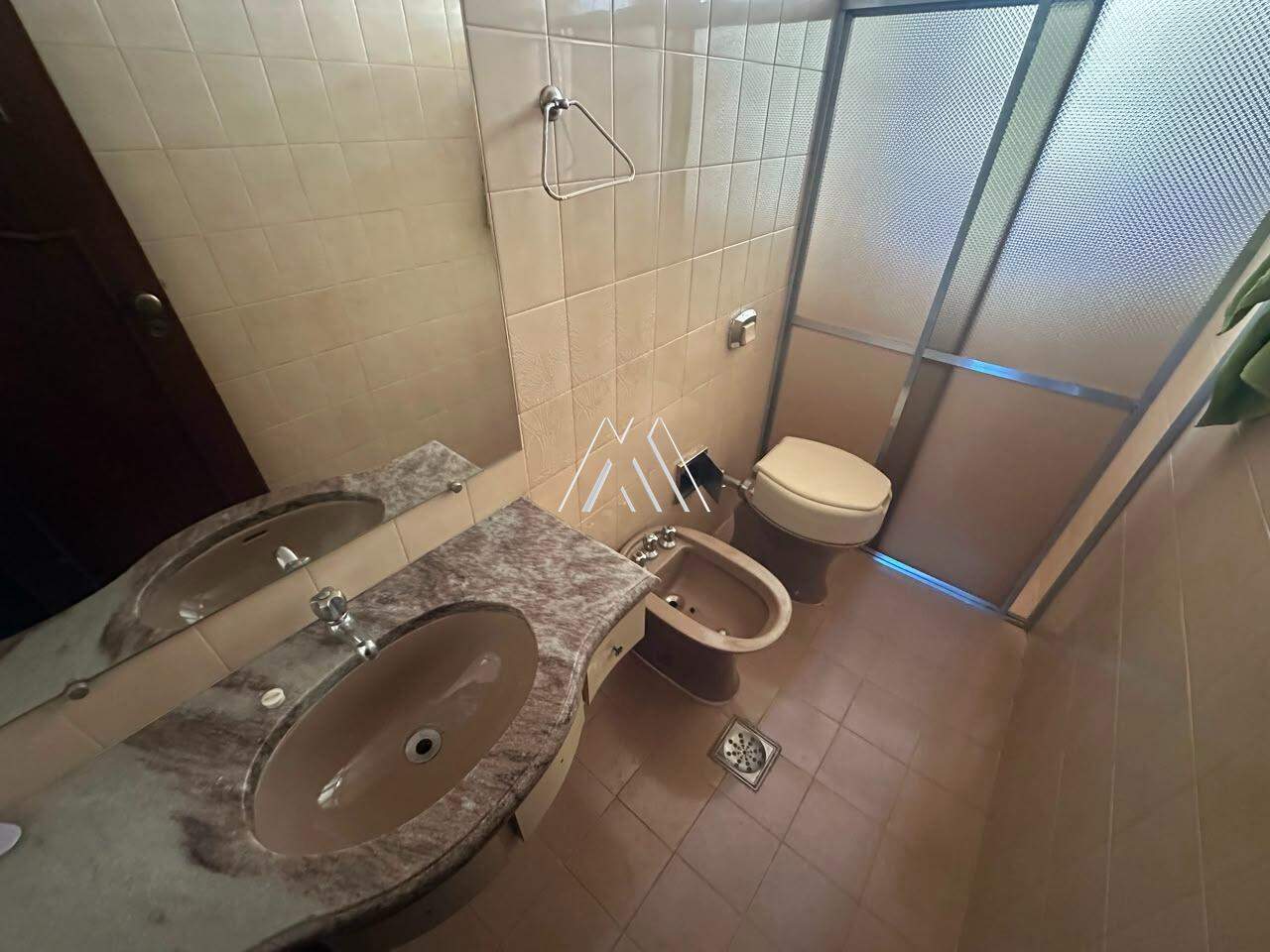 Casa à venda no Centro: 