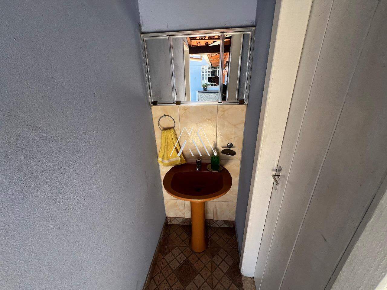 Casa à venda no Lourdes: 