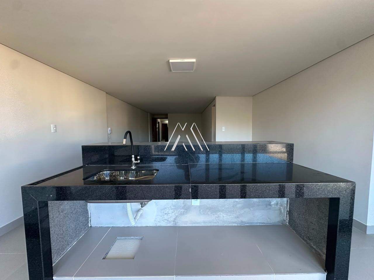 Apartamento para aluguel no Cerqueira Lima: 