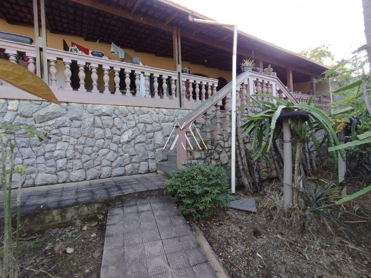 Casa à venda no Várzea da Olaria: 