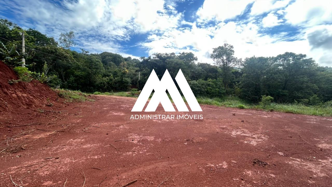 Chácara Rural com construção à venda no Recanto Da Aldeia: 