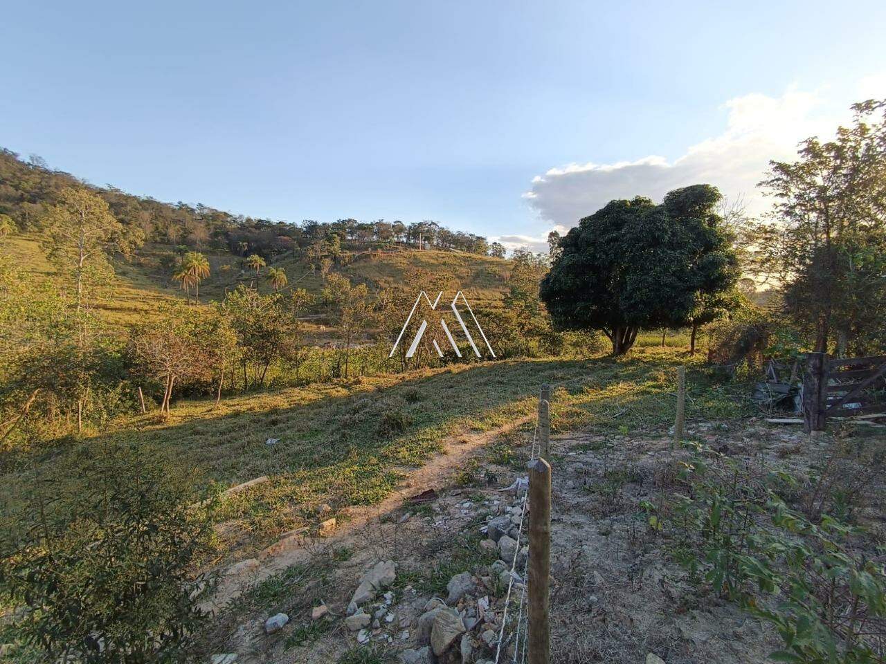 Chácara Rural com construção à venda no Fazenda: 