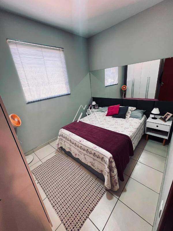 Apartamento à venda no Aeroporto: 