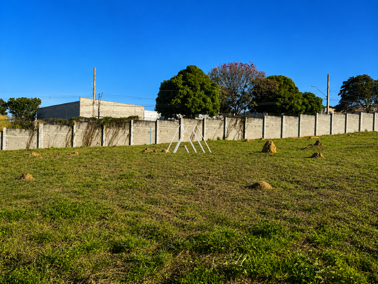 Lotes à venda no Residencial Santanense: 