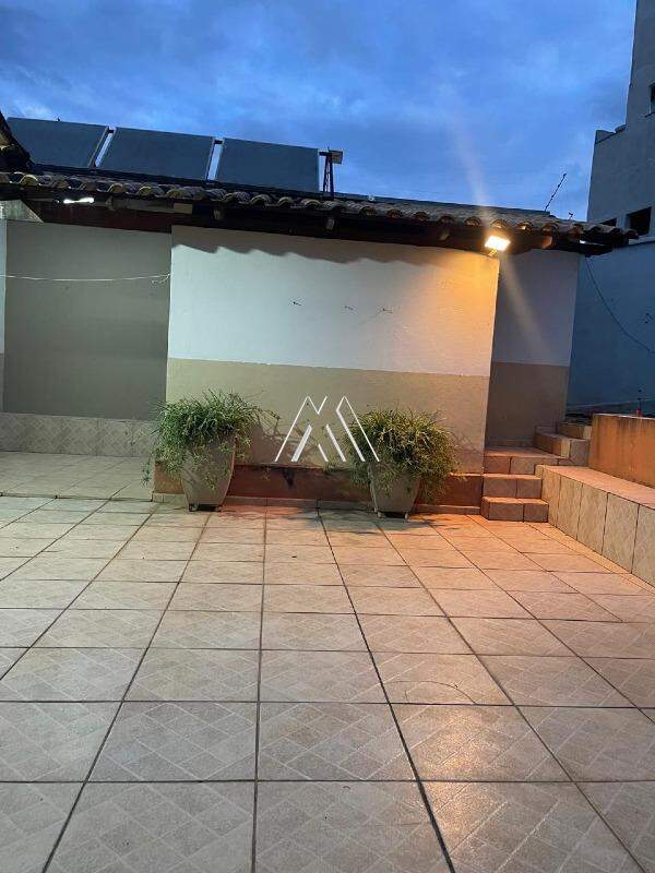 Casa à venda no Graças: 