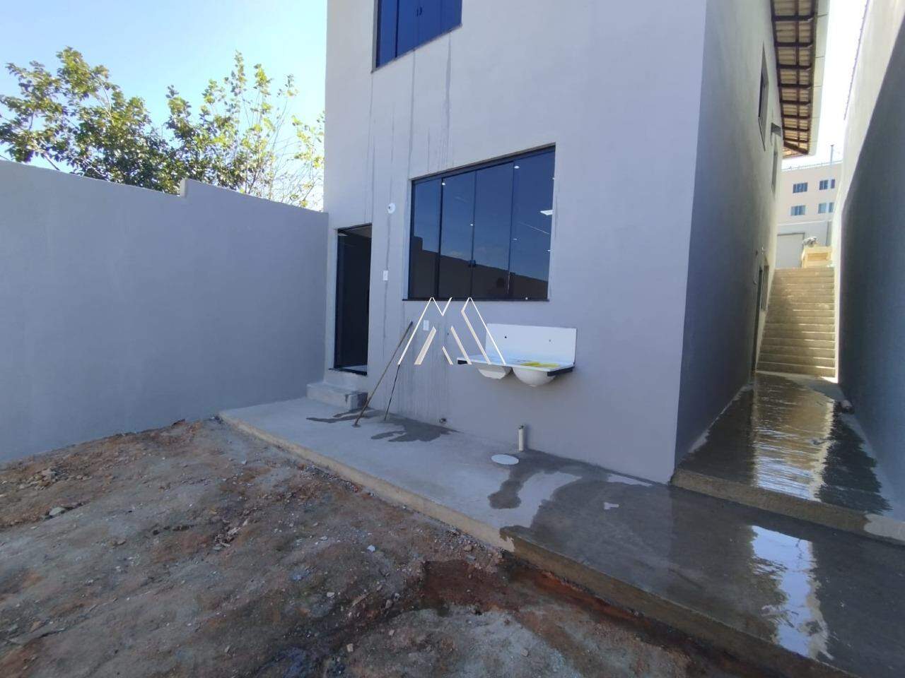 Casa à venda no Parque Jardim: 