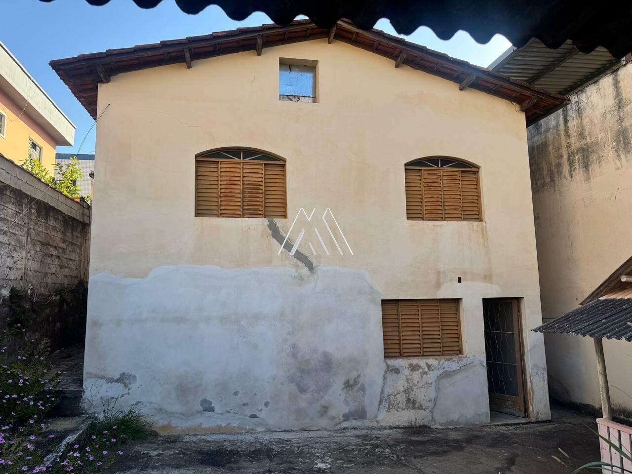 Casa à venda no Lourdes: 