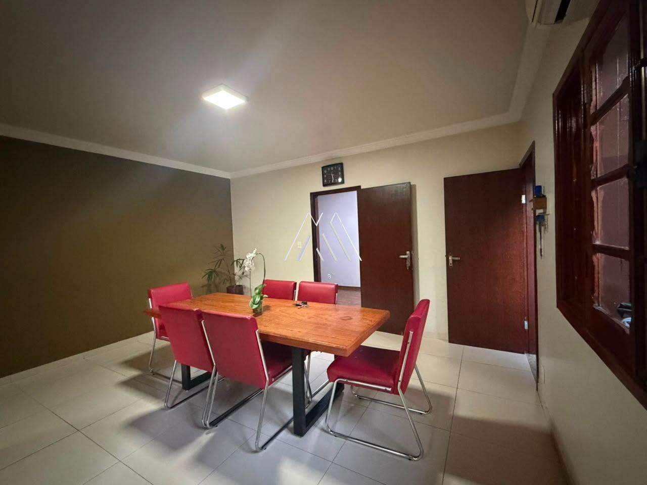 Casa à venda no Cerqueira Lima: 