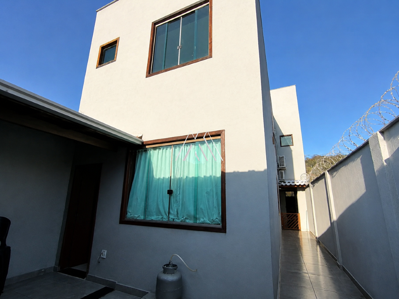 Casa à venda no Centenário: 