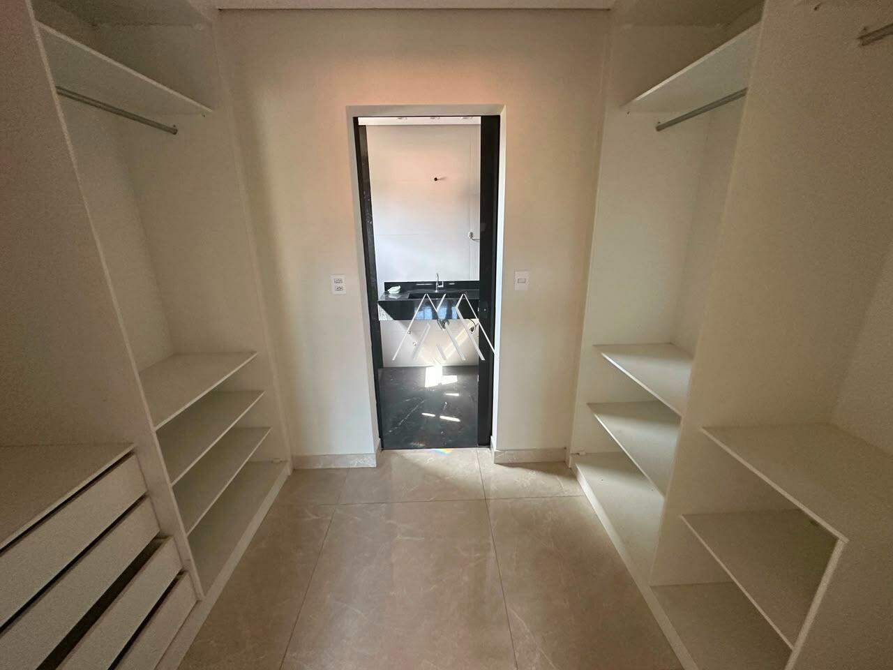 Casa para aluguel no Nova Vila Mozart: 
