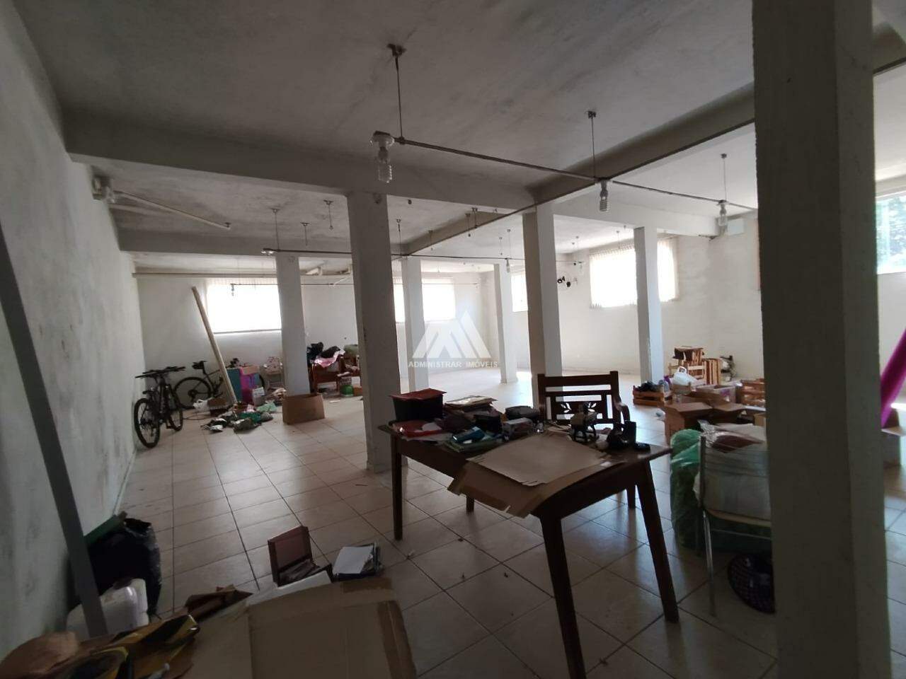 Loja para aluguel no Santa Terezinha: 