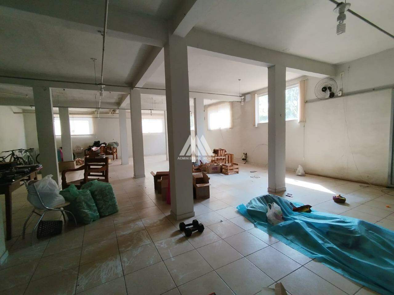 Loja para aluguel no Santa Terezinha: 