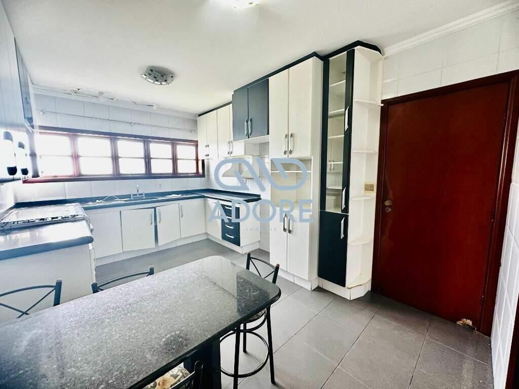 Casa de Condomínio à venda no Condomínio Fechado Hermenegildo Milioni: 