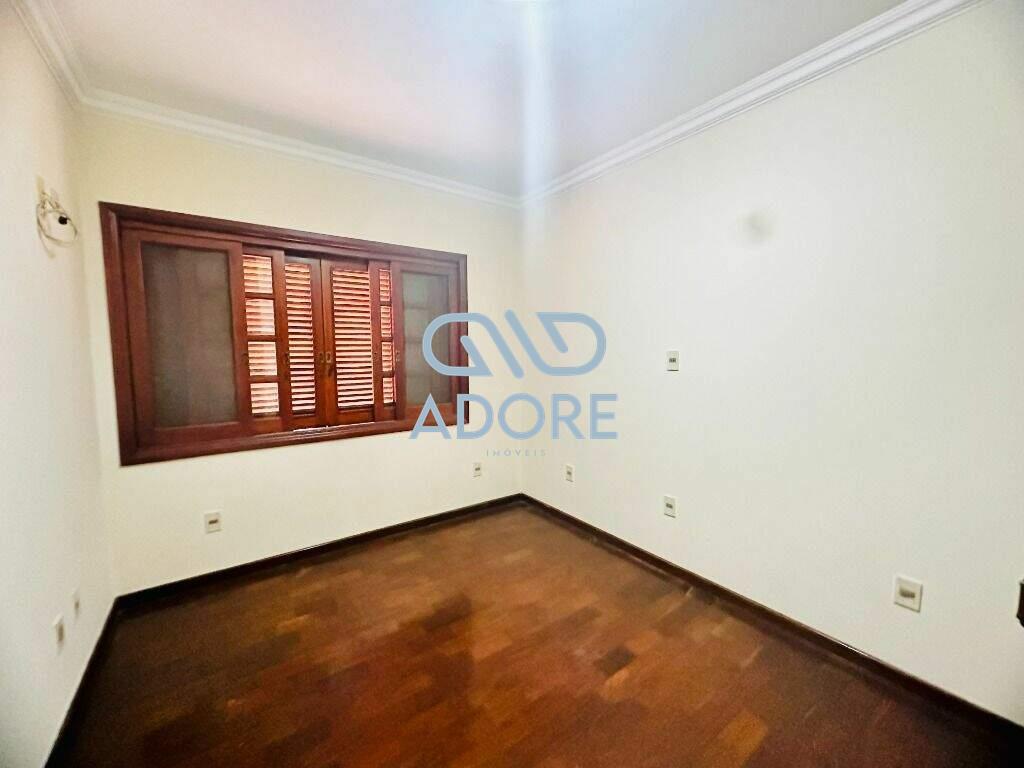 Casa de Condomínio à venda no Condomínio Fechado Hermenegildo Milioni: 