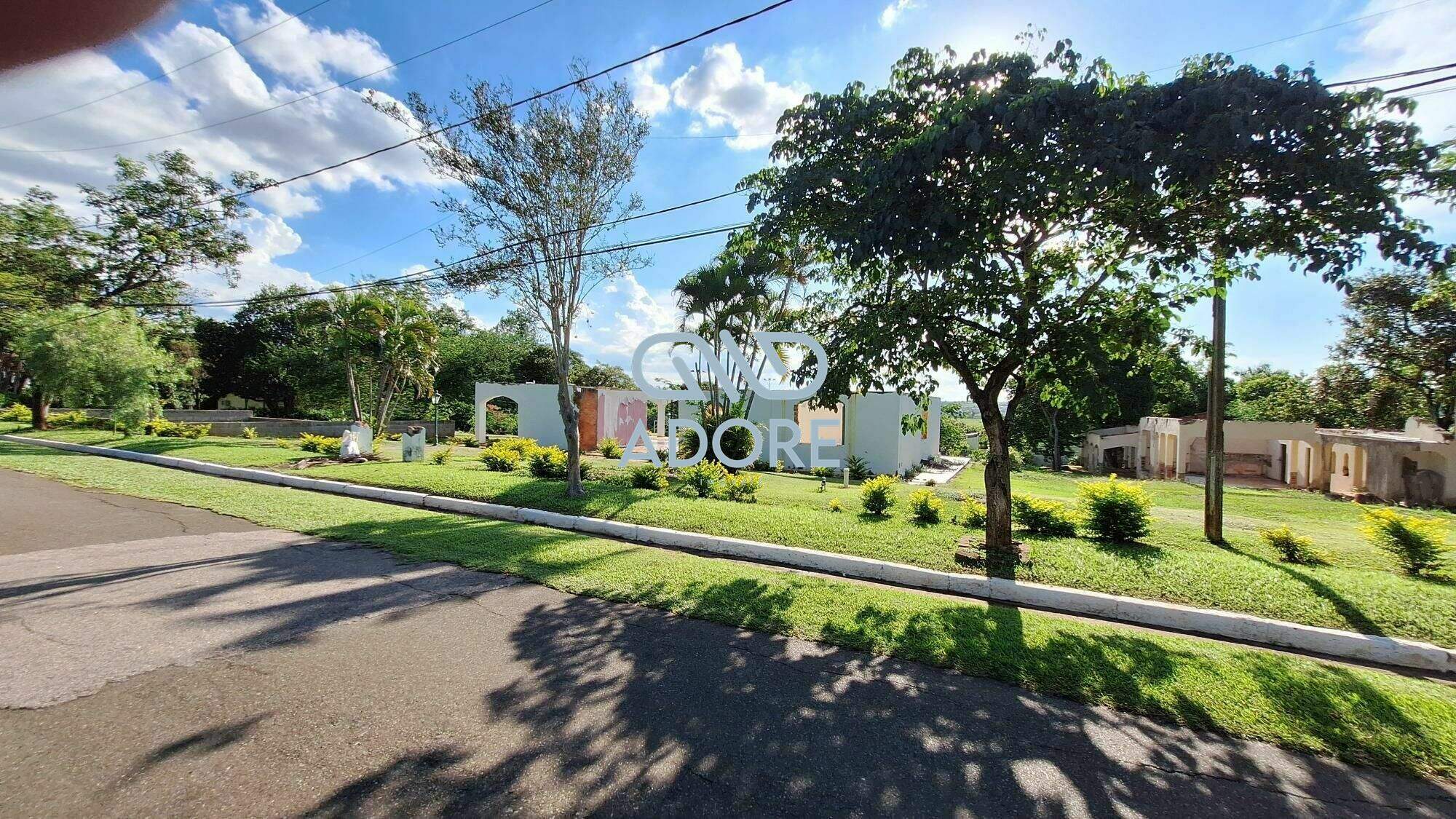 Terreno à venda no Condomínio Fechado Piccolo Paese: 