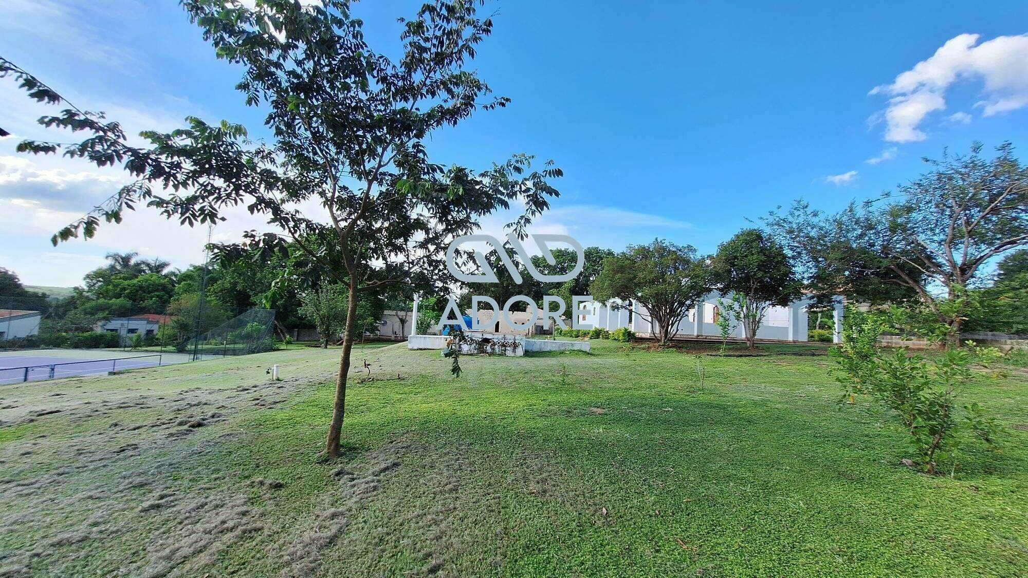 Terreno à venda no Condomínio Fechado Piccolo Paese: 