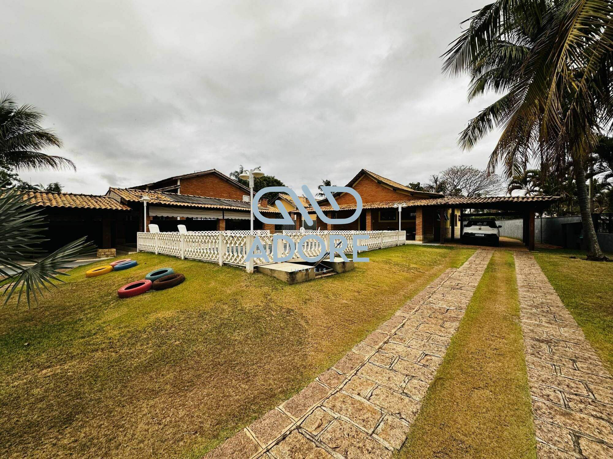 Casa de Condomínio à venda no Condomínio Fechado Village Haras São Luiz: