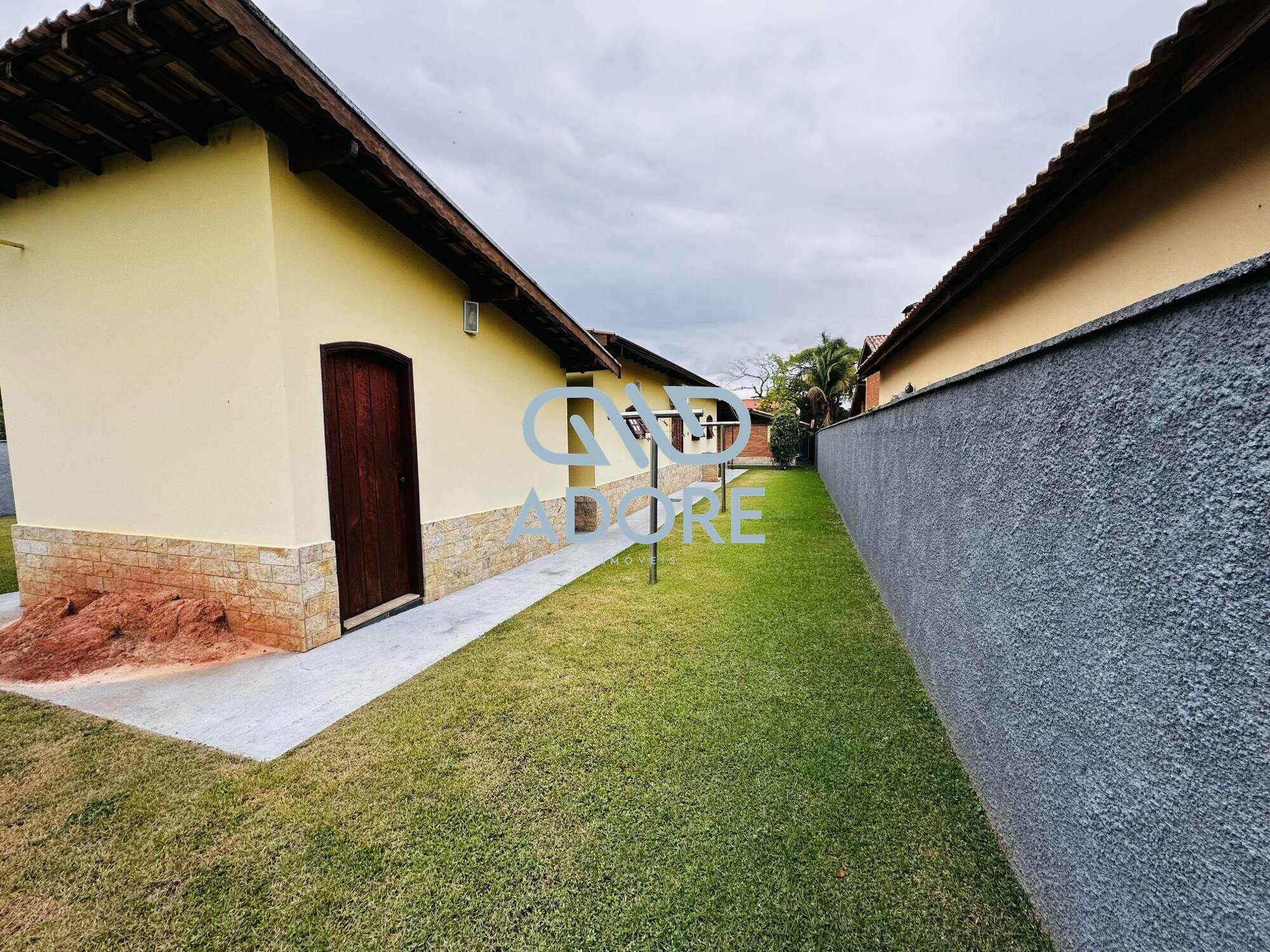 Casa de Condomínio à venda no Condomínio Fechado Village Haras São Luiz: