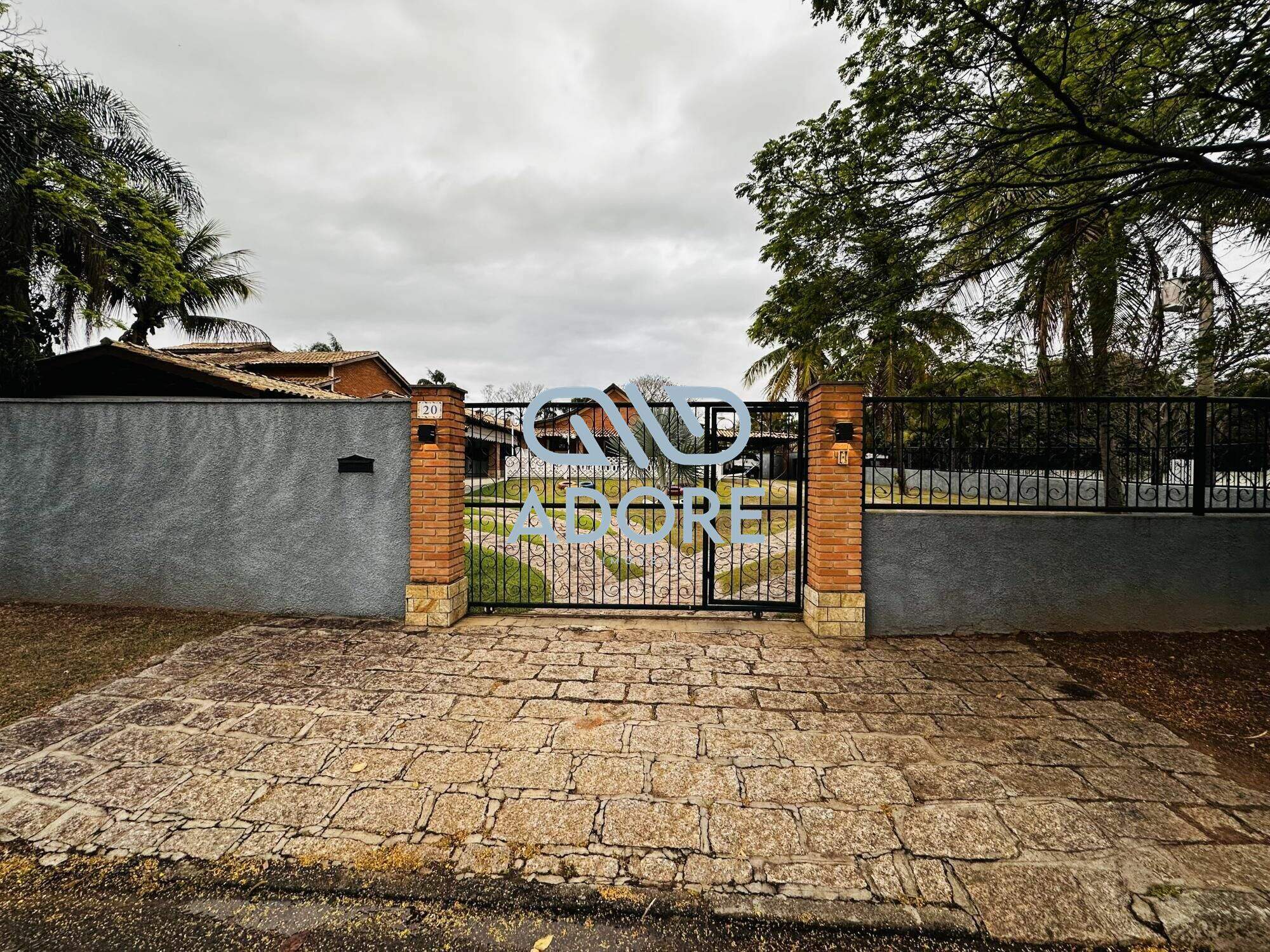 Casa de Condomínio à venda no Condomínio Fechado Village Haras São Luiz: