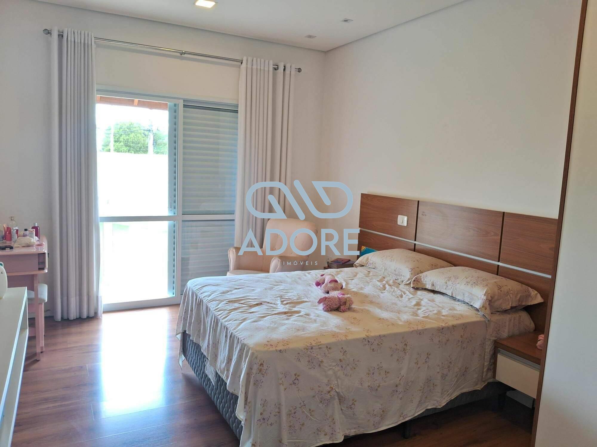 Casa de Condomínio à venda no Condomínio Fechado Village Haras São Luiz: 