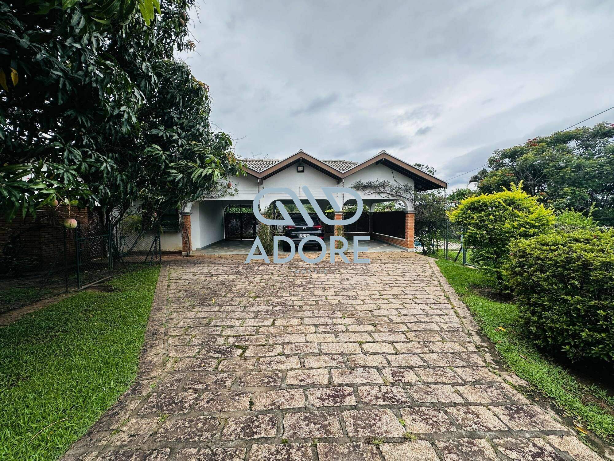 Casa de Condomínio à venda no Condomínio Moradas São Luiz: 