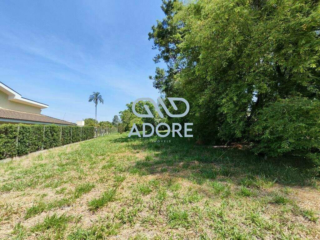 Terreno à venda no Condomínio Zuleika Jabour: 