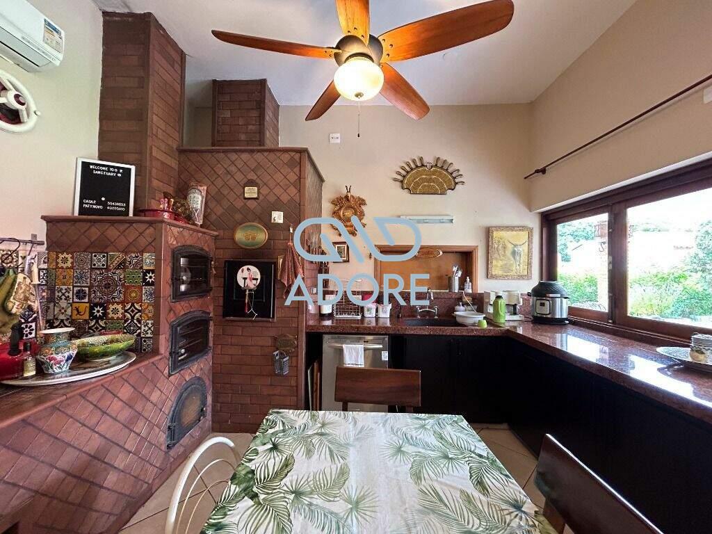 Casa de Condomínio à venda no Condomínio Monte Belo: 