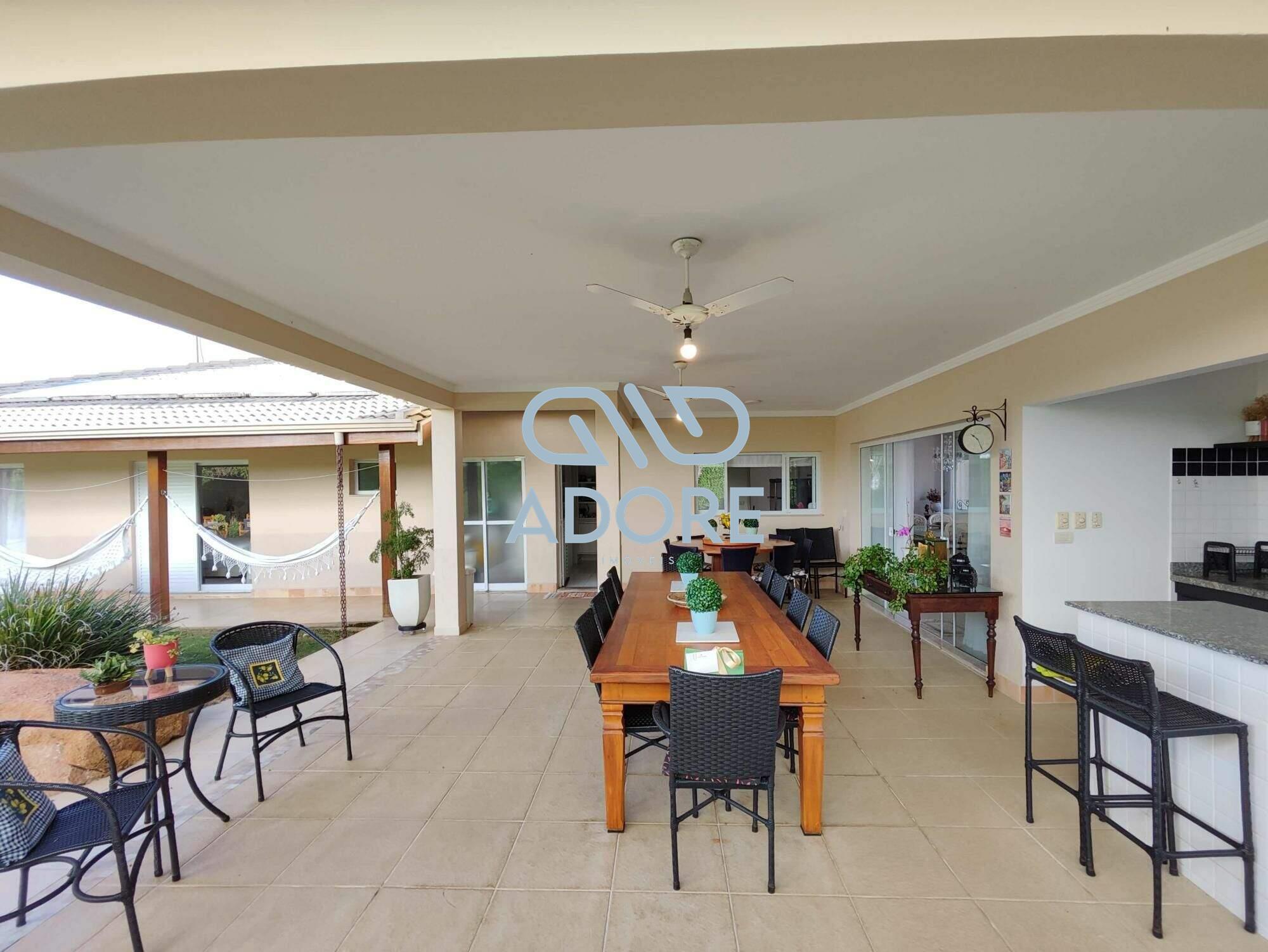 Casa de Condomínio à venda no Condomínio Monte Belo: 