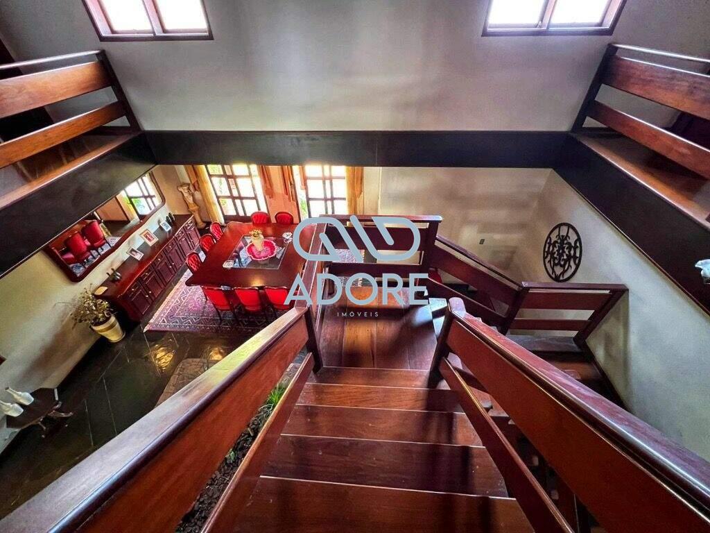 Casa de Condomínio à venda no Condomínio Monte Belo: 