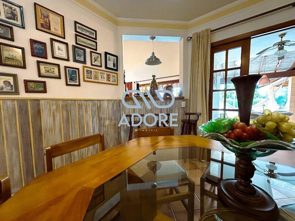 Casa de Condomínio à venda no Condomínio Monte Belo: 