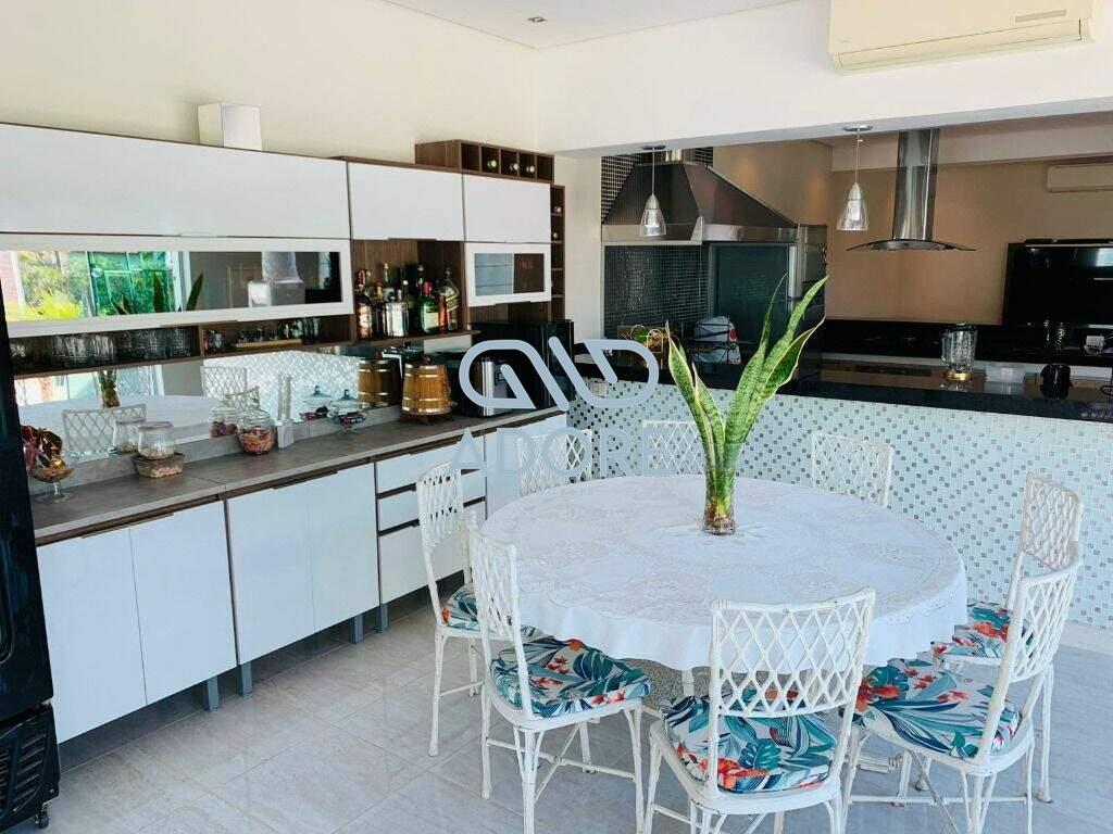 Casa de Condomínio à venda no Condomínio Monte Belo: 