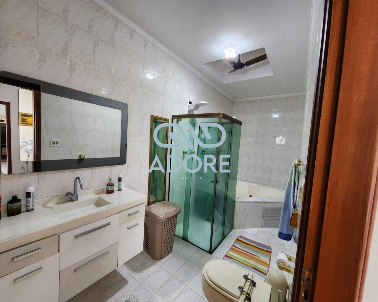 Casa de Condomínio à venda no Jardim das Nações: 