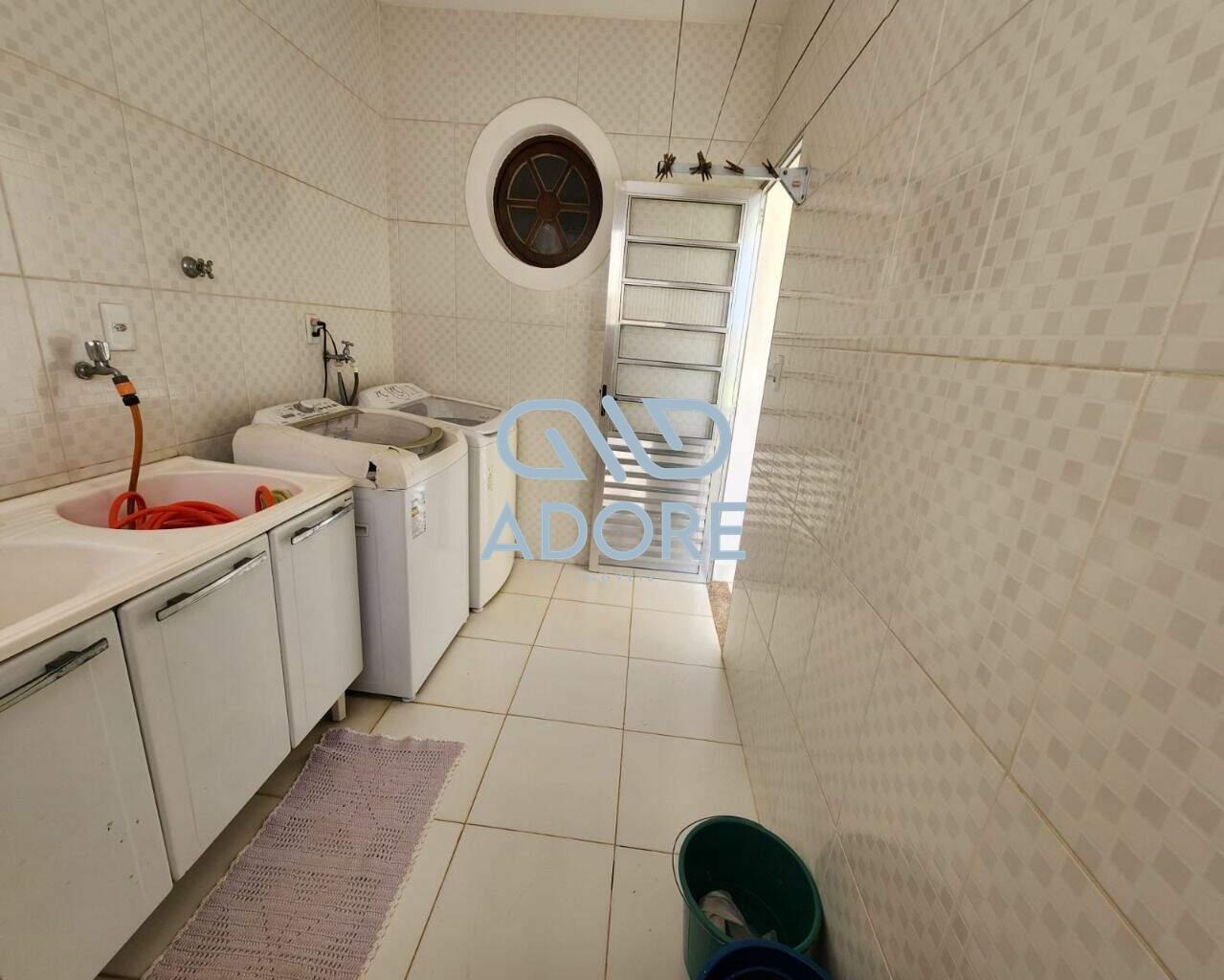 Casa de Condomínio à venda no Jardim das Nações: 